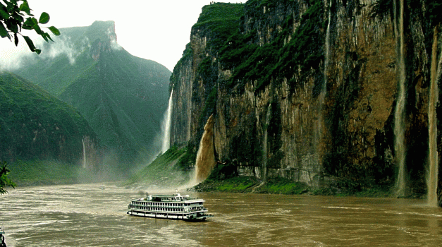 There is some truly spectacular sights along the Yangtze River to behold