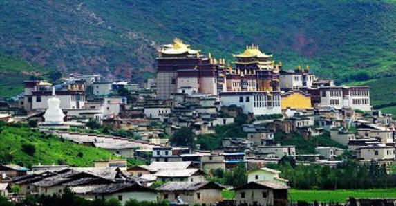 Zhongdian is sometimes referred to as "Little Potala"